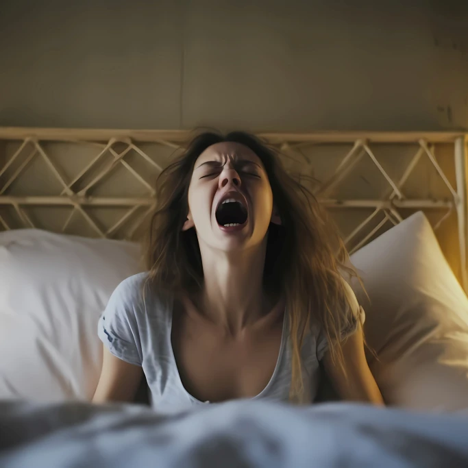 Terorile nocturne la adulți - de unde provin și cum pot fi gestionate?