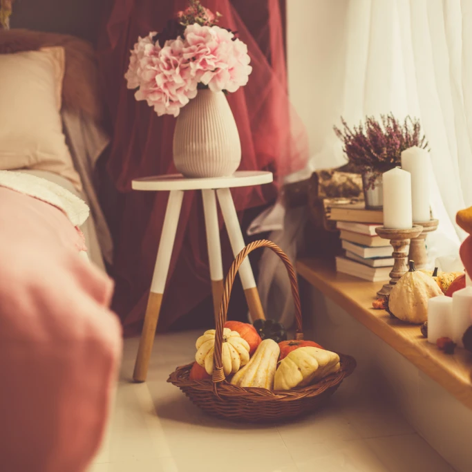Decor de toamnă acasă, cum să vă pregătiți dormitorul pentru toamnă?