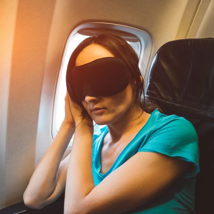 Jet lag - cum să treci la un nou fus orar și să dormi bine
